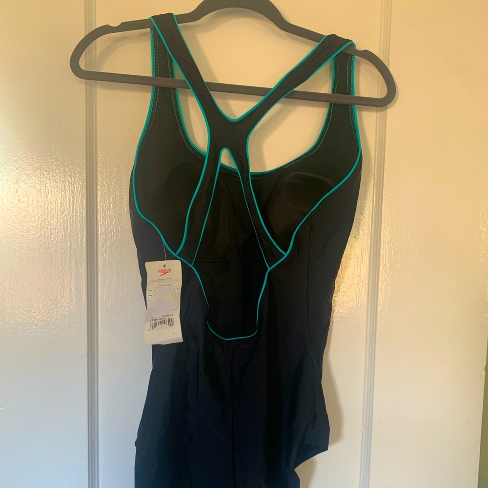 Speedo swimsuit (NWT)